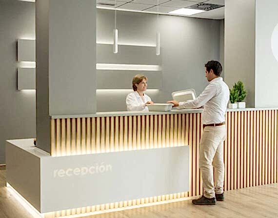 Akustik ahşap çıtalı keçe paneller